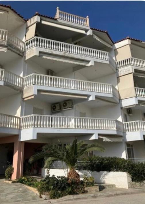 Seasmiles Apartment Akrata Exterior photo
